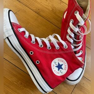 Red converse